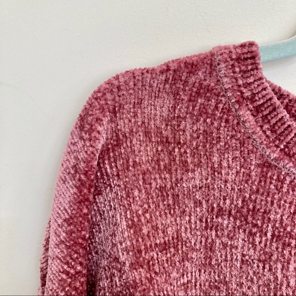 Sweater - Picture 2 of 3